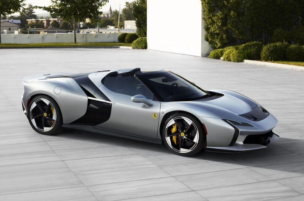 Ferrari reveals one-off HC25 based on F8 Spider