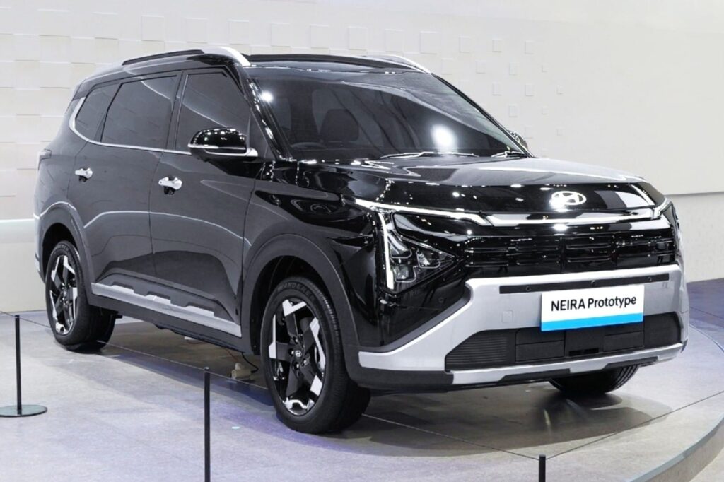 Hyundai Neira Concept unveiled as rebadged Kia Carens Clavis EV