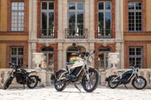 Royal Enfield Flying Flea C6 reaches Pune